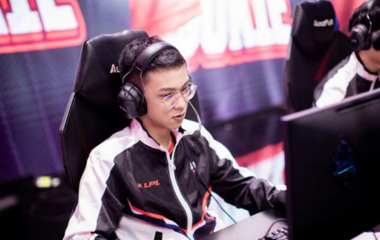 次世代主机价格对比 PS6或将成市场黑马